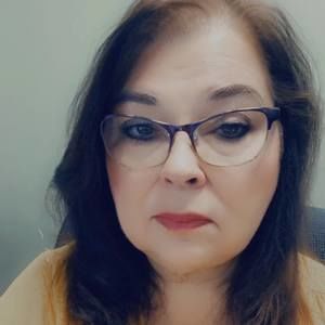 Meet your Posher, Teri